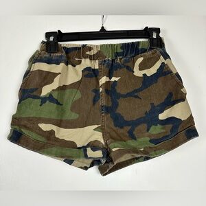 Forever 21 Camoflauge Boyfriend Shorts Sz S Elastic Waist Cuff Bottom 4 Pockets
